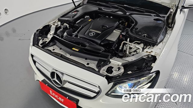 Mercedes-Benz E-Class E300 AMG Line