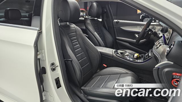 Mercedes-Benz E-Class E300 AMG Line