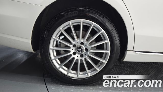 Mercedes-Benz E-Class E250 Exclusive