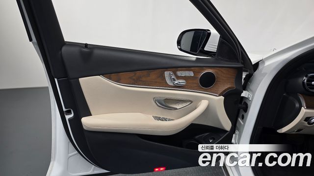 Mercedes-Benz E-Class E250 Exclusive