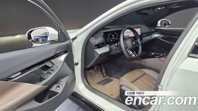 BMW 5-Series 520i M Sport