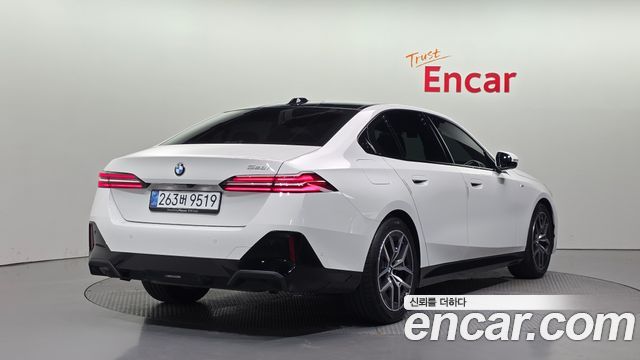 BMW 5-Series 520i M Sport
