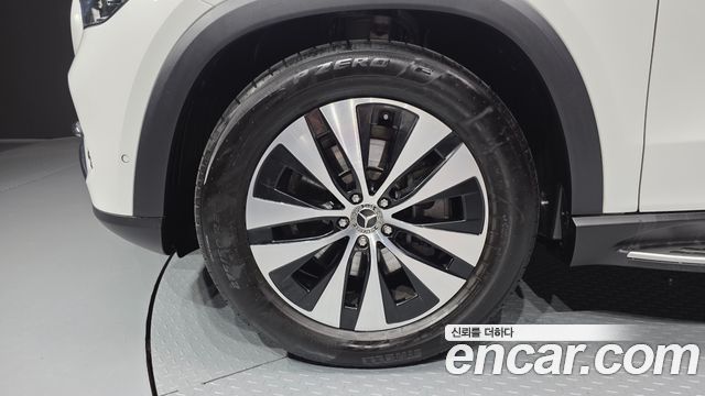 Mercedes-Benz GLE-Class GLE300d 4MATIC