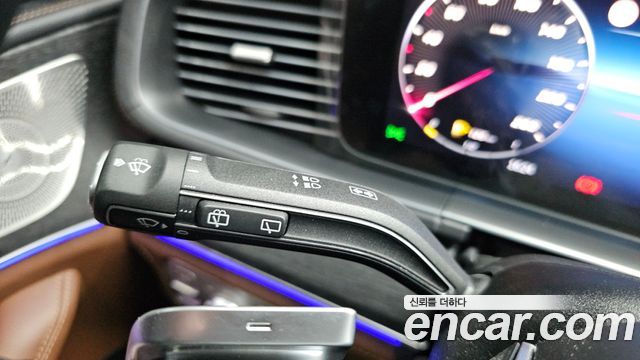 Mercedes-Benz GLE-Class GLE300d 4MATIC