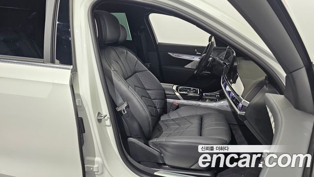 BMW 7-Series 750e xDrive M Sport