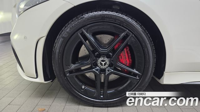 Mercedes-Benz CLS-Class CLS300d AMG Line