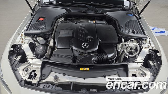 Mercedes-Benz CLS-Class CLS300d AMG Line
