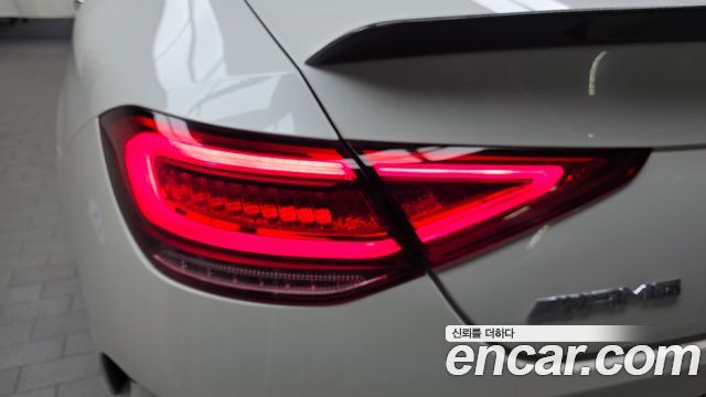 Mercedes-Benz CLS-Class CLS300d AMG Line