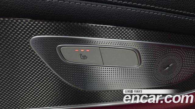 Mercedes-Benz CLS-Class CLS300d AMG Line