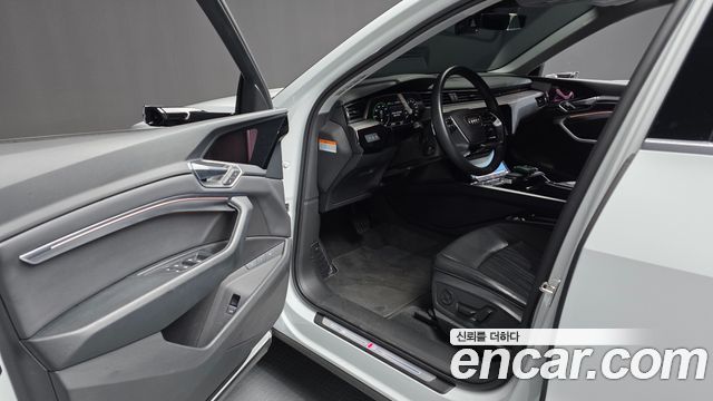 Audi e-tron 50 Quattro