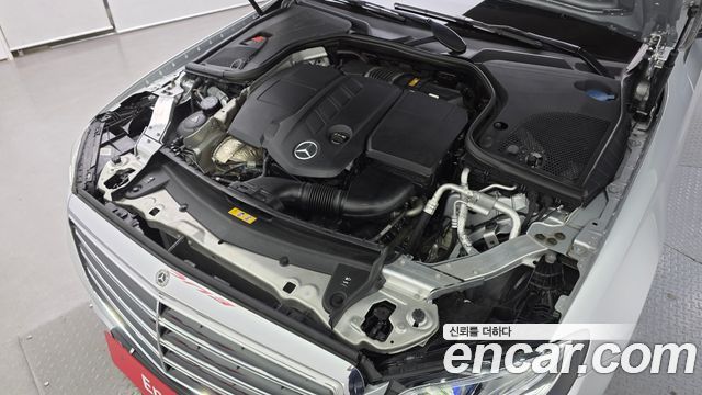Mercedes-Benz E-Class E220d 4MATIC Exclusive