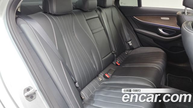 Mercedes-Benz E-Class E220d 4MATIC Exclusive