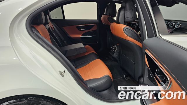 Mercedes-Benz C-Class C300 4MATIC AMG Line