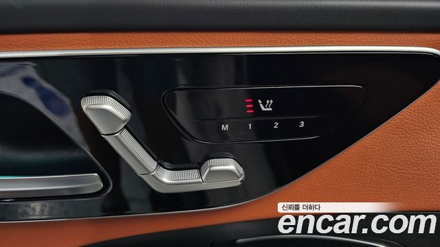 Mercedes-Benz C-Class C300 4MATIC AMG Line