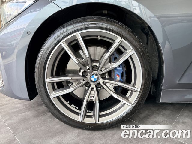 BMW 3-Series M340i xDrive Touring Performance