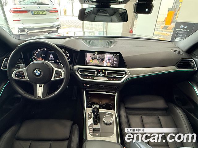 BMW 3-Series M340i xDrive Touring Performance