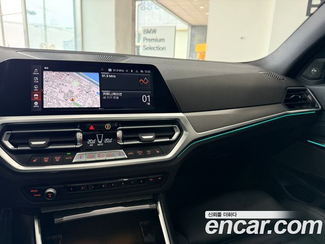 BMW 3-Series M340i xDrive Touring Performance