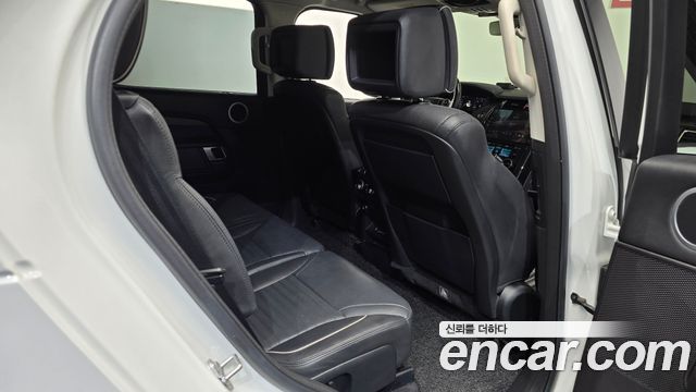 Land Rover Discovery 3.0 TD6 HSE Luxury