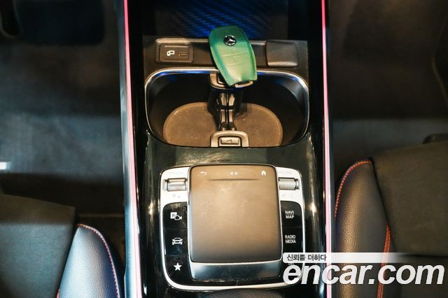 Mercedes-Benz GLB-Class GLB250 4MATIC