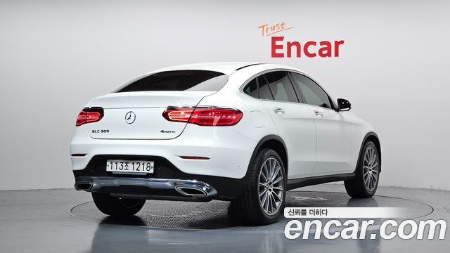 Mercedes-Benz GLC-Class GCL300 4MATIC Coupe