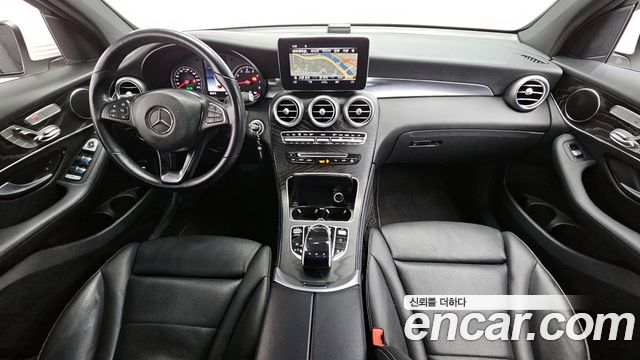 Mercedes-Benz GLC-Class GCL300 4MATIC Coupe