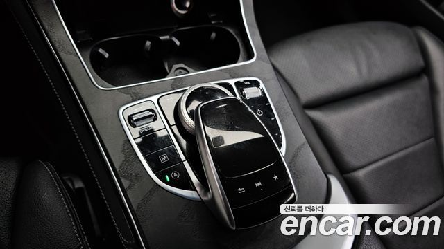 Mercedes-Benz GLC-Class GCL300 4MATIC Coupe