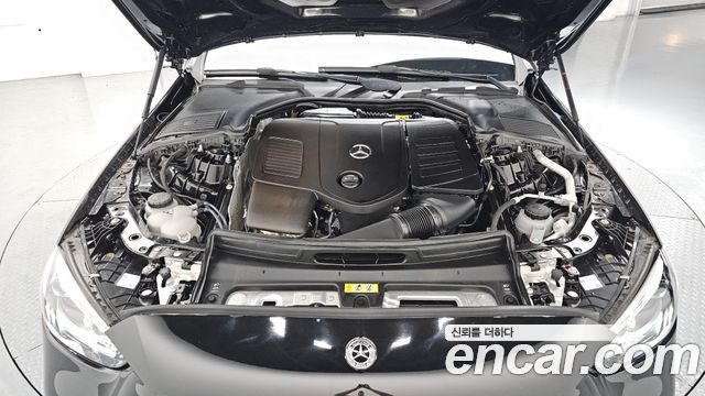 Mercedes-Benz C-Class C300 4MATIC AMG Line