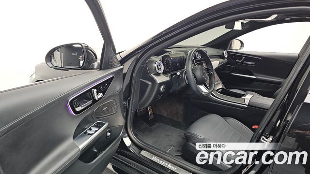 Mercedes-Benz C-Class C300 4MATIC AMG Line