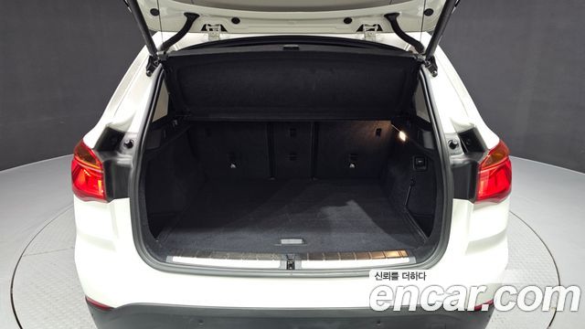 BMW X1 xDrive 20i xLine