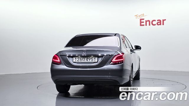 Mercedes-Benz C-Class C200