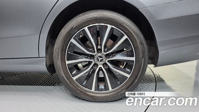 Mercedes-Benz C-Class C200