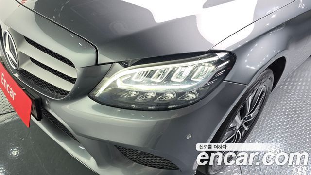 Mercedes-Benz C-Class C200