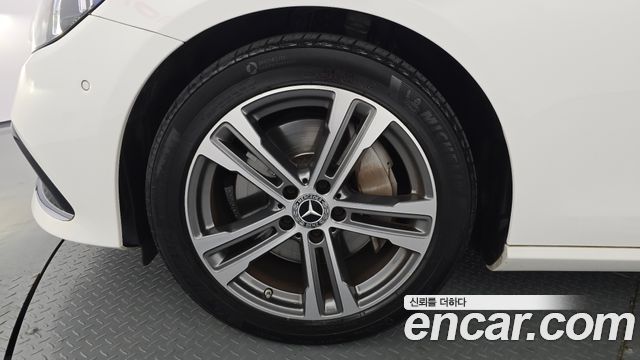 Mercedes-Benz E-Class E350 4MATIC Avantgarde