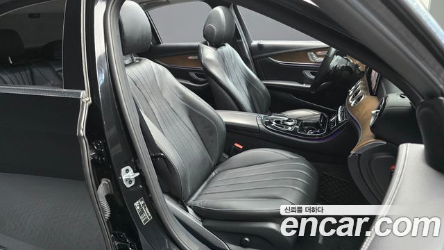 Mercedes-Benz E-Class E220d 4MATIC Exclusive