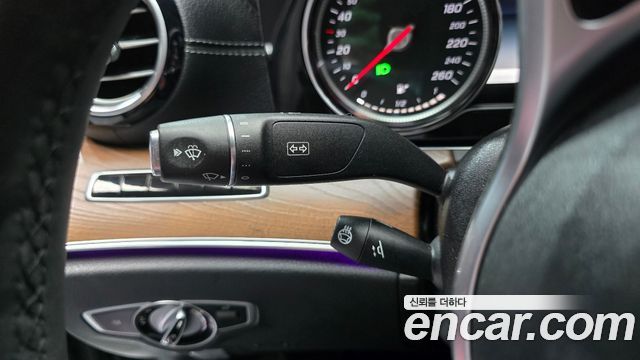 Mercedes-Benz E-Class E220d 4MATIC Exclusive