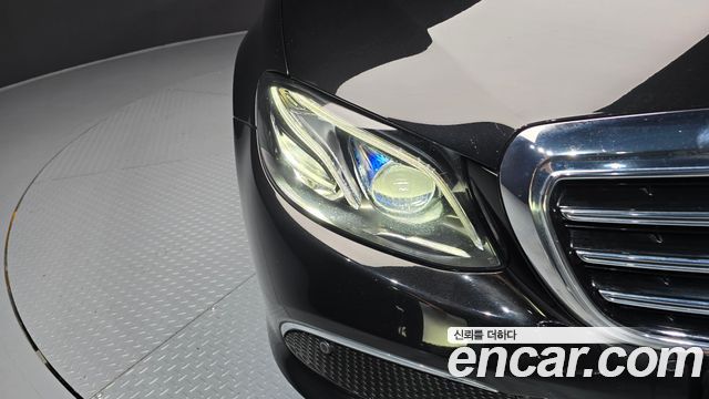 Mercedes-Benz E-Class E220d 4MATIC Exclusive
