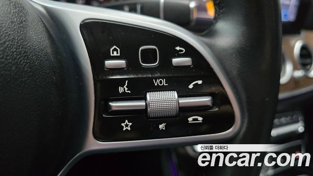 Mercedes-Benz E-Class E220d 4MATIC Exclusive