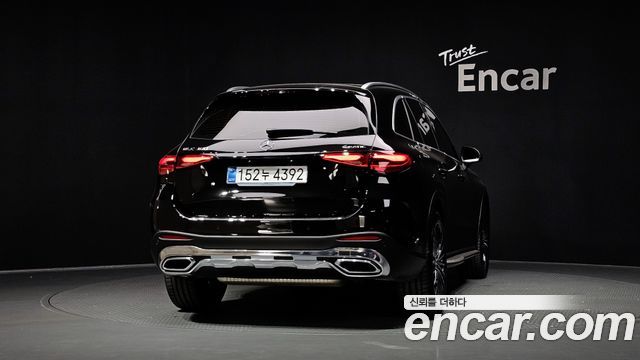 Mercedes-Benz GLC-Class GLC300 4MATIC AMG Line