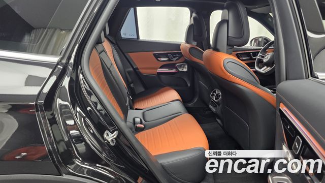 Mercedes-Benz GLC-Class GLC300 4MATIC AMG Line