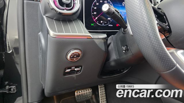 Mercedes-Benz GLC-Class GLC300 4MATIC AMG Line