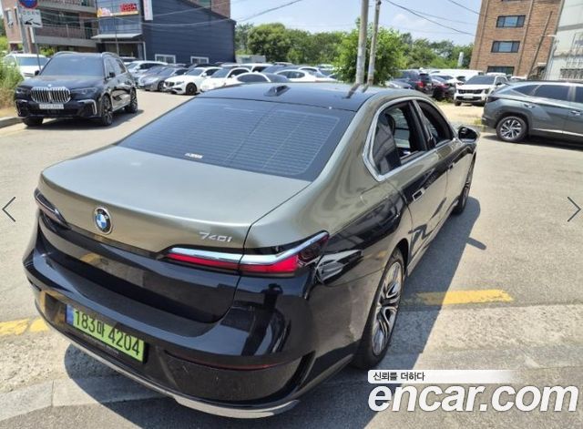 BMW 7-Series 740i sDrive Design Pure Excellence