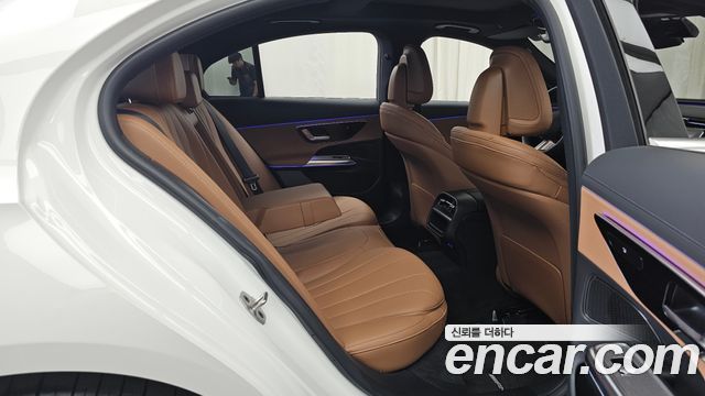 Mercedes-Benz E-Class E200 AMG Line