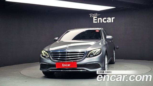 Mercedes-Benz E-Class E220d Exclusive