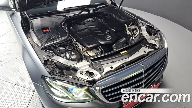 Mercedes-Benz E-Class E220d Exclusive