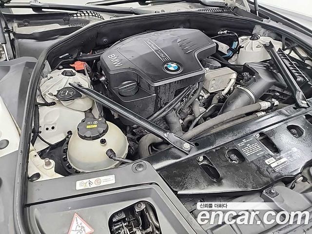 BMW 5-Series 528i xDrive M Aero Dynamic