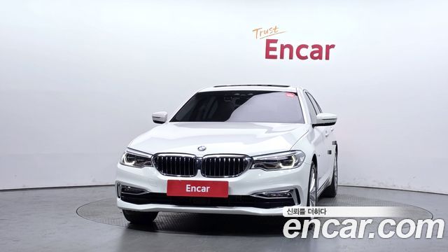BMW 5-Series 530i xDrive Luxury Plus