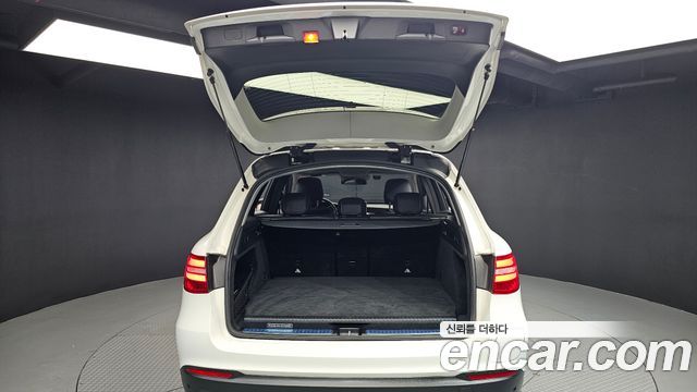 Mercedes-Benz GLC-Class GLC350e 4MATIC Premium