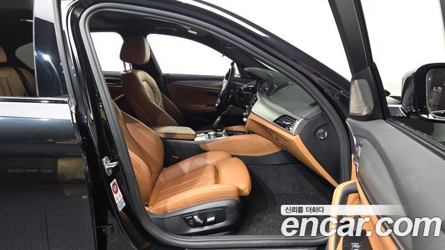 BMW 5-Series 530i M Sport Package