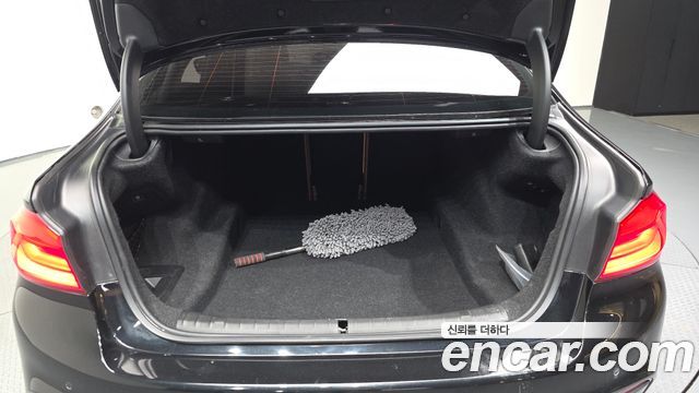 BMW 5-Series 530i M Sport Package