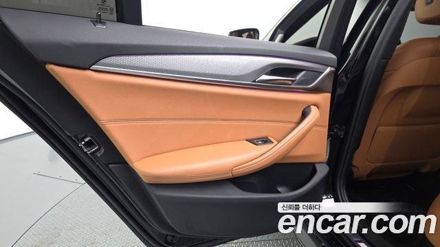 BMW 5-Series 530i M Sport Package